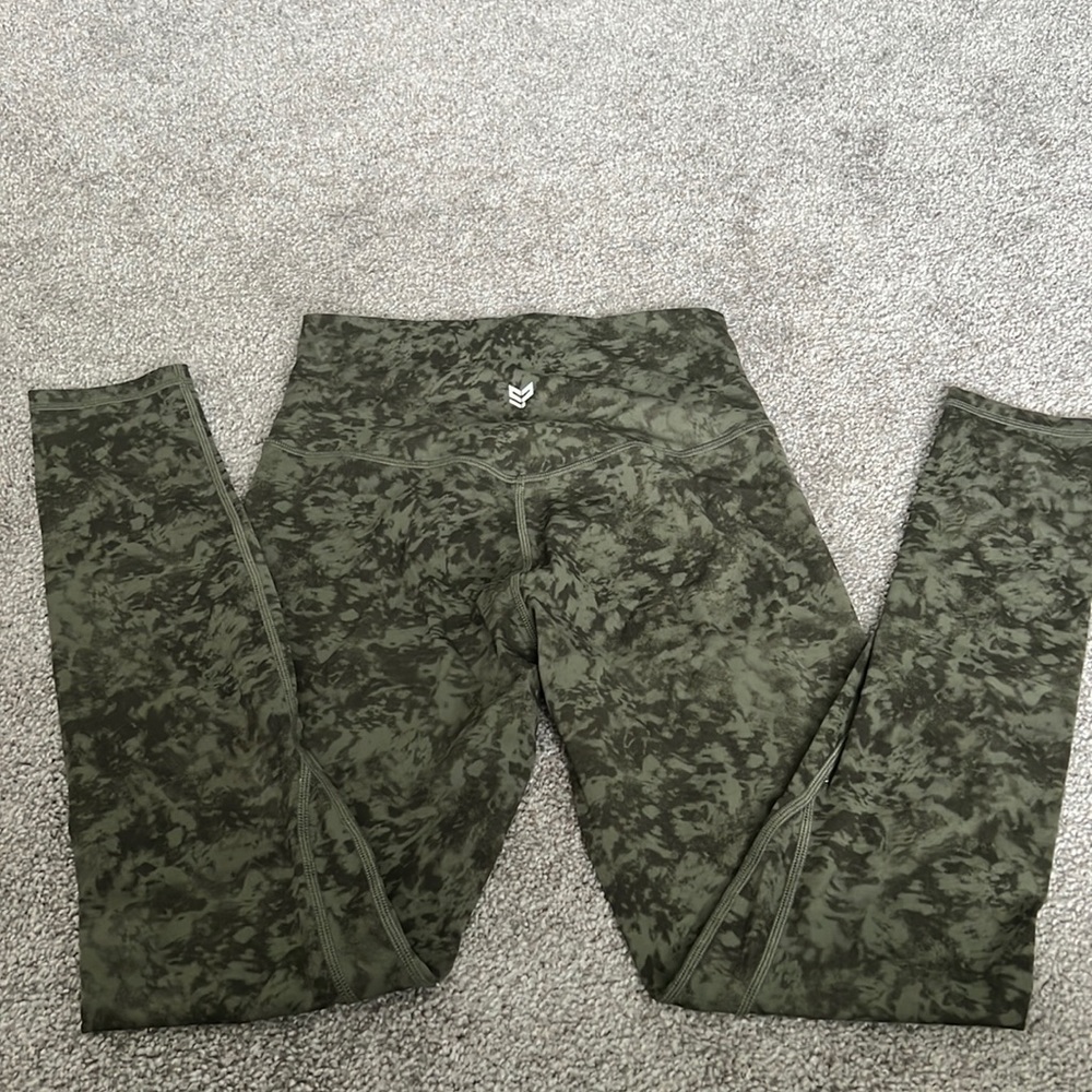 Strong physiques size medium leggings